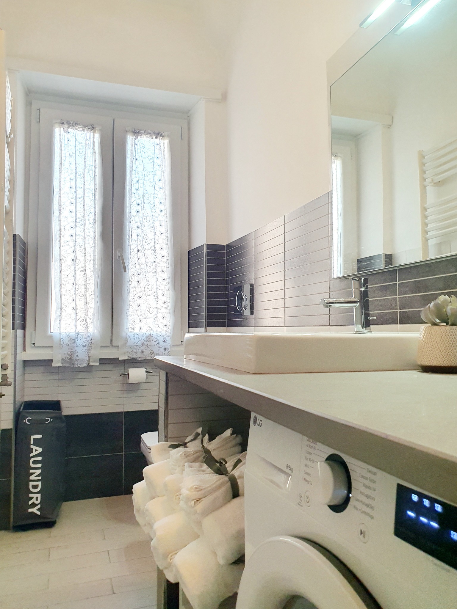 Bathroom vanity and towels
